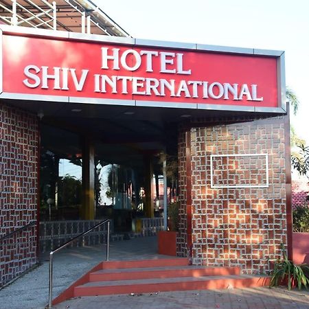Hotel Shiv International Bhachau المظهر الخارجي الصورة