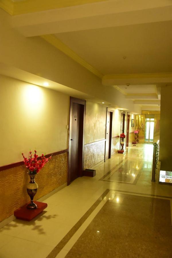 Hotel Shiv International Bhachau المظهر الخارجي الصورة