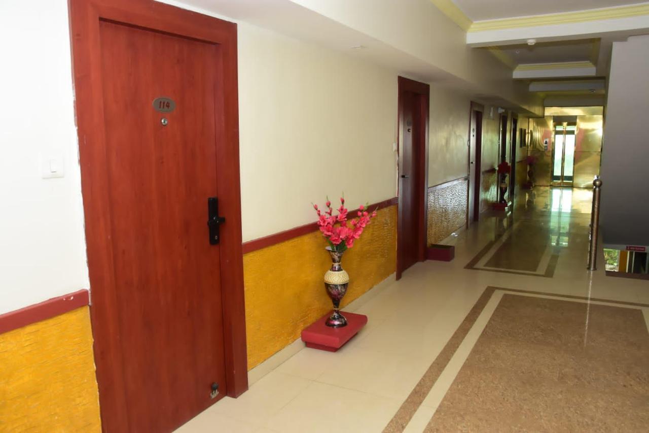 Hotel Shiv International Bhachau المظهر الخارجي الصورة
