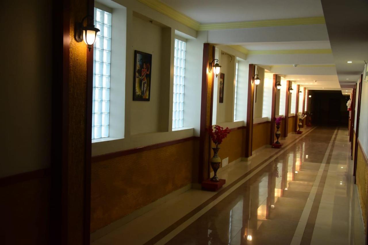 Hotel Shiv International Bhachau المظهر الخارجي الصورة