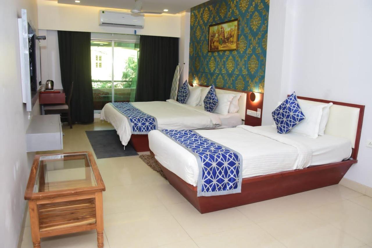 Hotel Shiv International Bhachau المظهر الخارجي الصورة